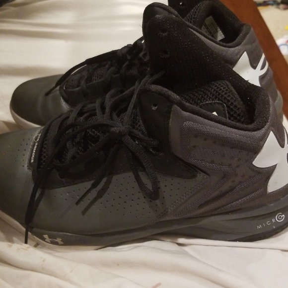 UA shoes - Picture 2 of 4